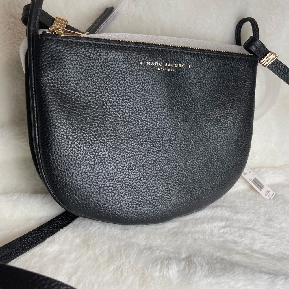 ❌❌❌ SOLD ❌❌❌ Marc Jacob Supple Group Leather Croosbody Bag Black